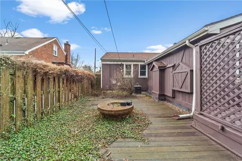 169 Fair St, Berea, OH 44017 photo 35