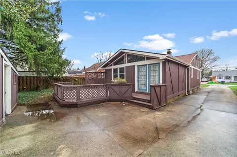 169 Fair St, Berea, OH 44017 photo 36