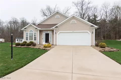 401 Marlee Ct, Brunswick, OH 44212