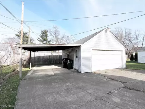 237 Marseilles Ave, Elyria, OH 44035 photo 7