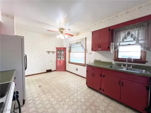 237 Marseilles Ave, Elyria, OH 44035 photo 17