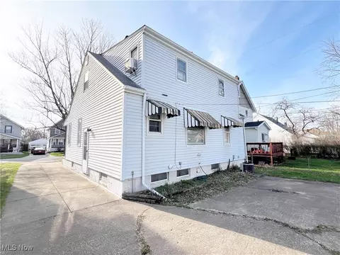 237 Marseilles Ave, Elyria, OH 44035 photo 5