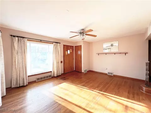 237 Marseilles Ave, Elyria, OH 44035 photo 10