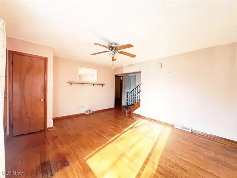 237 Marseilles Ave, Elyria, OH 44035 photo 9