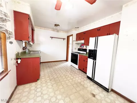 237 Marseilles Ave, Elyria, OH 44035 photo 13