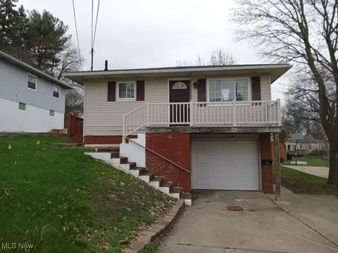3667 Louise St, Mogadore, OH 44260