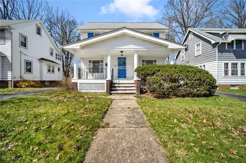 862 Caledonia Ave, Cleveland Heights, OH 44112