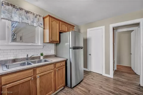 127 Dilworth St, Elyria, OH 44035 photo 22