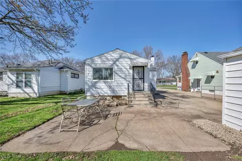 127 Dilworth St, Elyria, OH 44035 photo 10