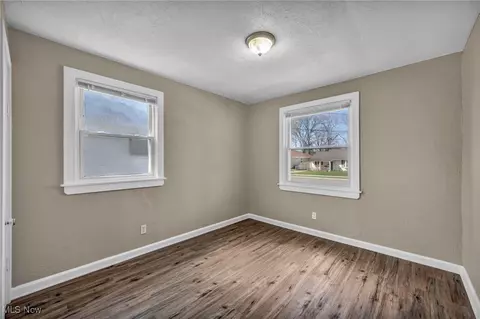 127 Dilworth St, Elyria, OH 44035 photo 16