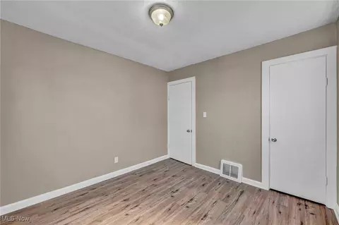 127 Dilworth St, Elyria, OH 44035 photo 18