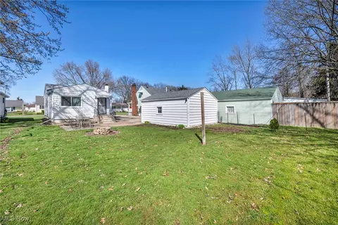 127 Dilworth St, Elyria, OH 44035 photo 11