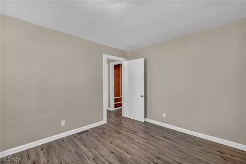 127 Dilworth St, Elyria, OH 44035 photo 13