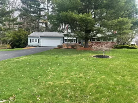 7861 N Boyden Rd, Sagamore Hills, OH 44067