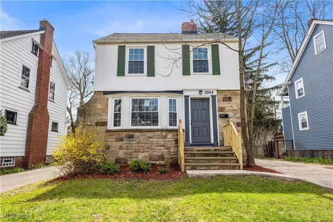 3964 Navahoe Rd, Cleveland Heights, OH 44121