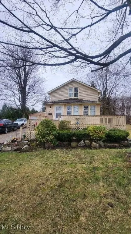 585 Sherman St, Geneva, OH 44041