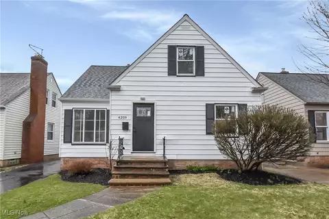 4209 Stilmore Rd, South Euclid, OH 44121