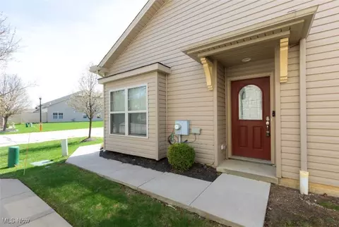 Other - 314 Lakewick Ln, Willowick, OH 44095 photo 3 of 12