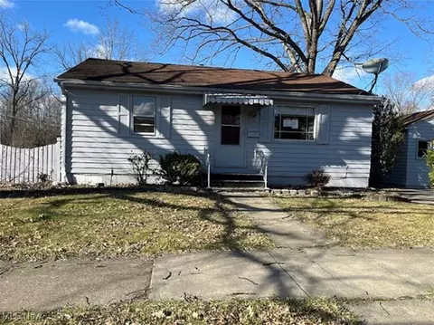 432 Smith St, Niles, OH 44446
