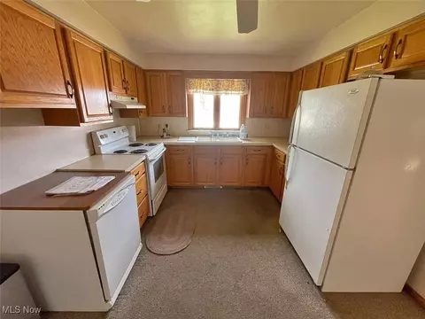 Kitchen - 5977 Heather St NW, Canton, OH 44708 photo 1 of 1