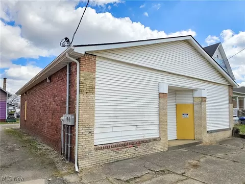 532 Clarendon Ave NW, Canton, OH 44708