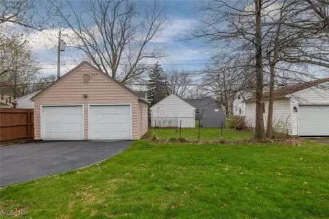 222 Brandtson Ave, Elyria, OH 44035 photo 36