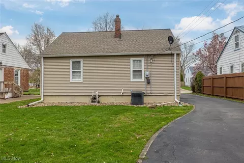 222 Brandtson Ave, Elyria, OH 44035 photo 35