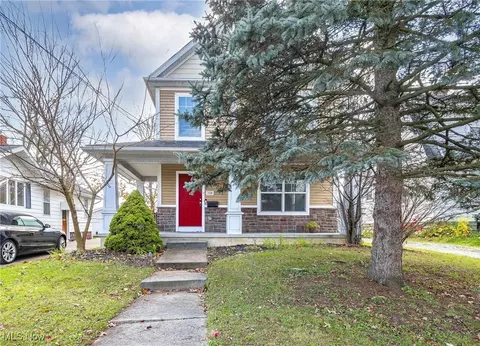 748 Marguerite Ave, Cuyahoga Falls, OH 44221