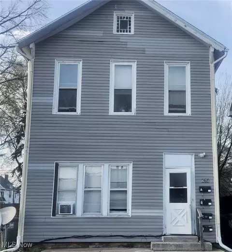 674 Walbridge Ave, Toledo, OH 43609