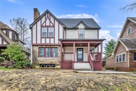 14668 Superior Rd, Cleveland Heights, OH 44118