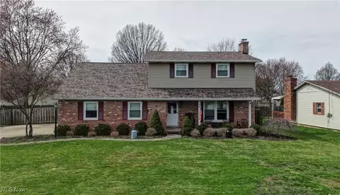 736 Colonial Ave, Canal Fulton, OH 44614
