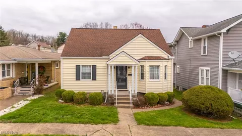 429 W 43rd St, Shadyside, OH 43947