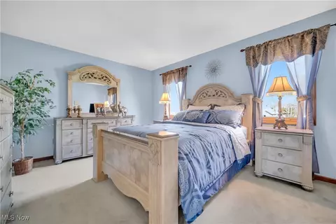 Bedroom - 6722 Silvermound Dr, Mentor, OH 44060 photo 4 of 4