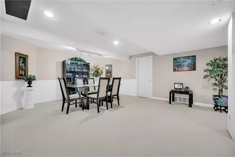 Dining - 6722 Silvermound Dr, Mentor, OH 44060 photo 5 of 5