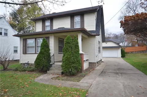168 Tudor Ave, Akron, OH 44312