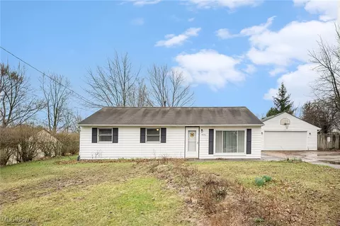 9450 Briar Dr, Streetsboro, OH 44241