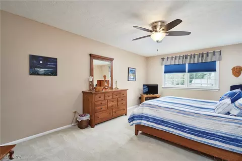 Bedroom - 493 Gresham Dr, Fairlawn, OH 44333 photo 1 of 4