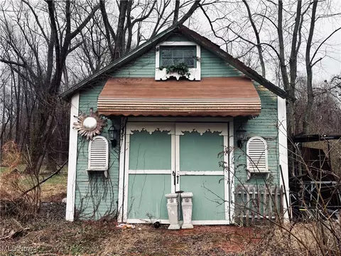 Exterior - 6234 Mcnutt Ave, Ashtabula, OH 44004 photo 6 of 11