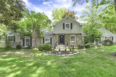 189 Wolcott Rd, Akron, OH 44313