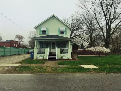 2337 Lexington Ave, Lorain, OH 44052