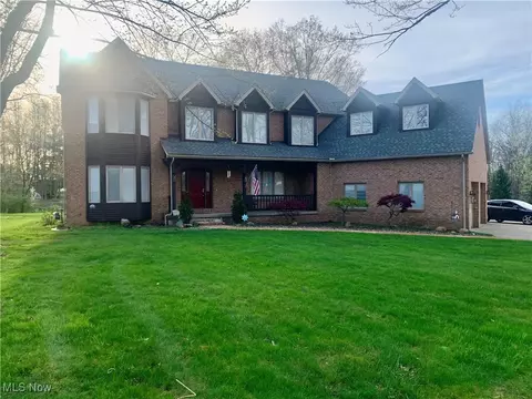 174 N Broad St, Canfield, OH 44406