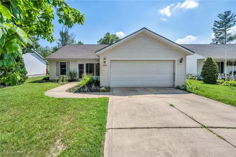 249 Forest Park Dr, Lagrange, OH 44050