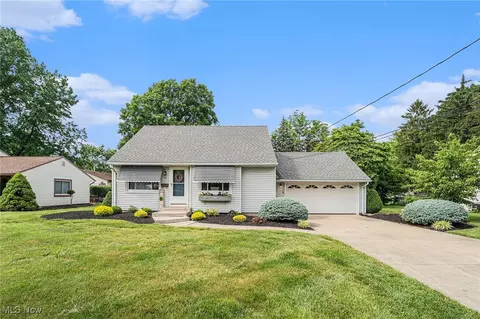 194 Prentice Rd, Painesville, OH 44077