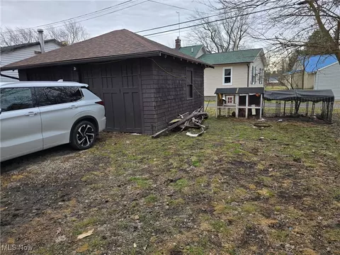 Exterior - 1710 E 47th St, Ashtabula, OH 44004 photo 3 of 3