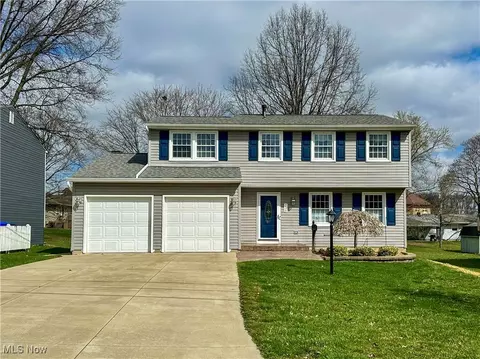 738 Oregon Ave, Mcdonald, OH 44437
