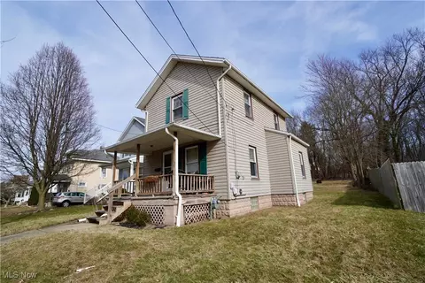 1306 13th St SE, Massillon, OH 44646