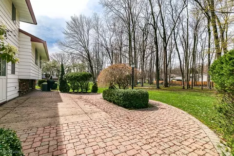 6408 Bryson Dr, Mentor, OH 44060 photo 7