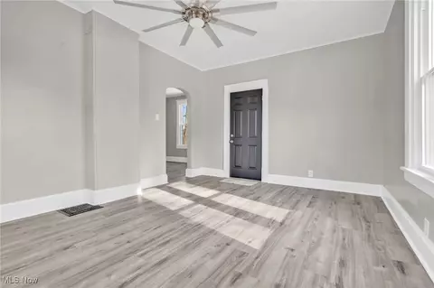 Living - 140 E High St, Alliance, OH 44601 photo 5 of 5