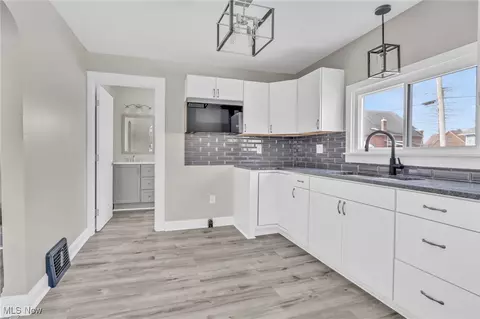 Kitchen - 140 E High St, Alliance, OH 44601 photo 1 of 1