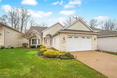 9648 Scottsdale Dr, Broadview Heights, OH 44147